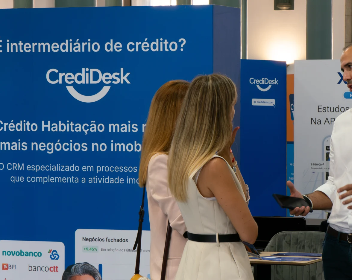 Encontro entre profissionais e entidades 1